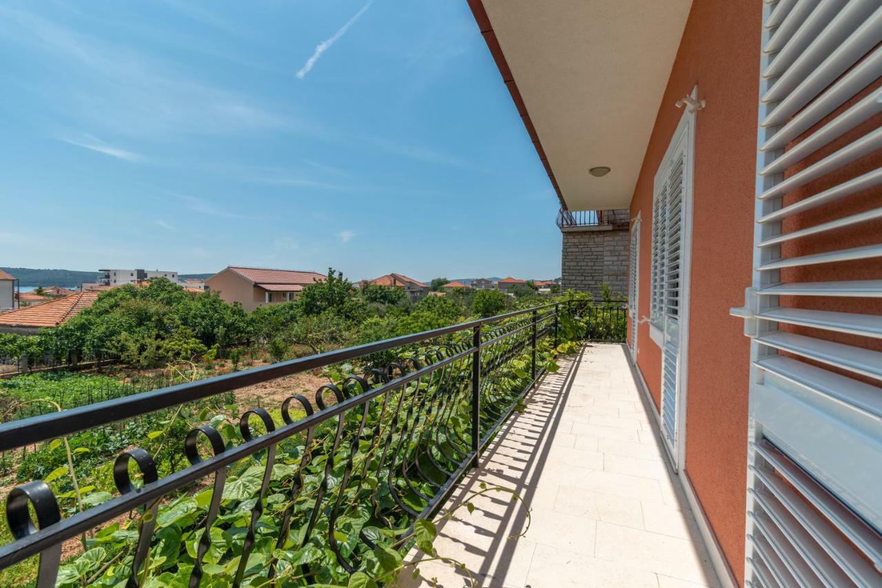 Marinella Apartamento Trogir Exterior foto