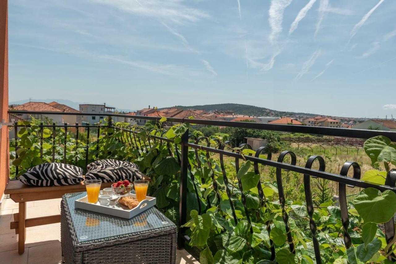 Marinella Apartamento Trogir Exterior foto