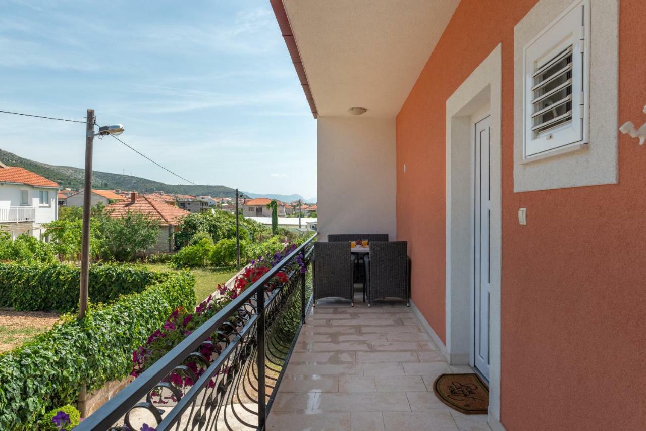 Marinella Apartamento Trogir Exterior foto