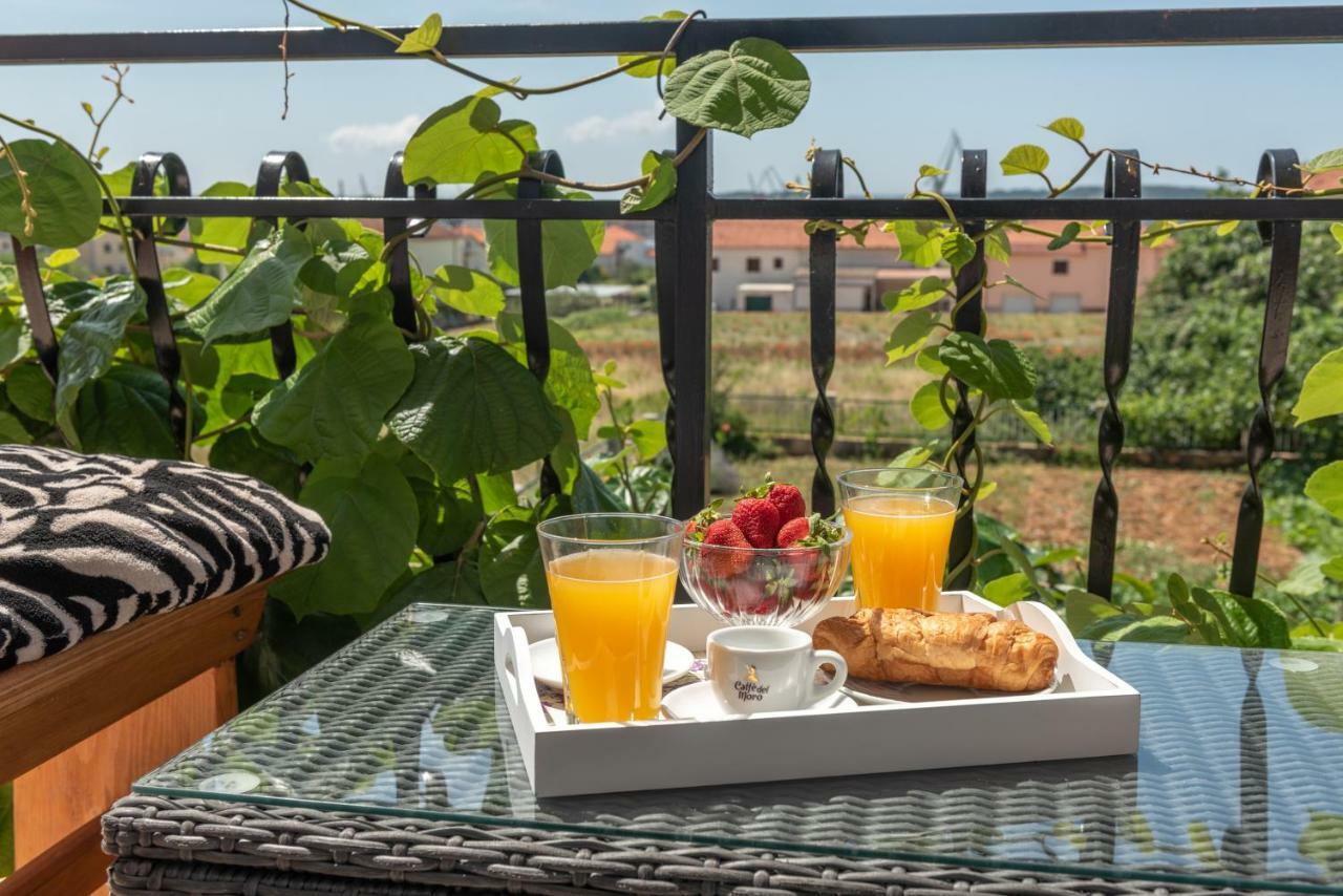 Marinella Apartamento Trogir Exterior foto
